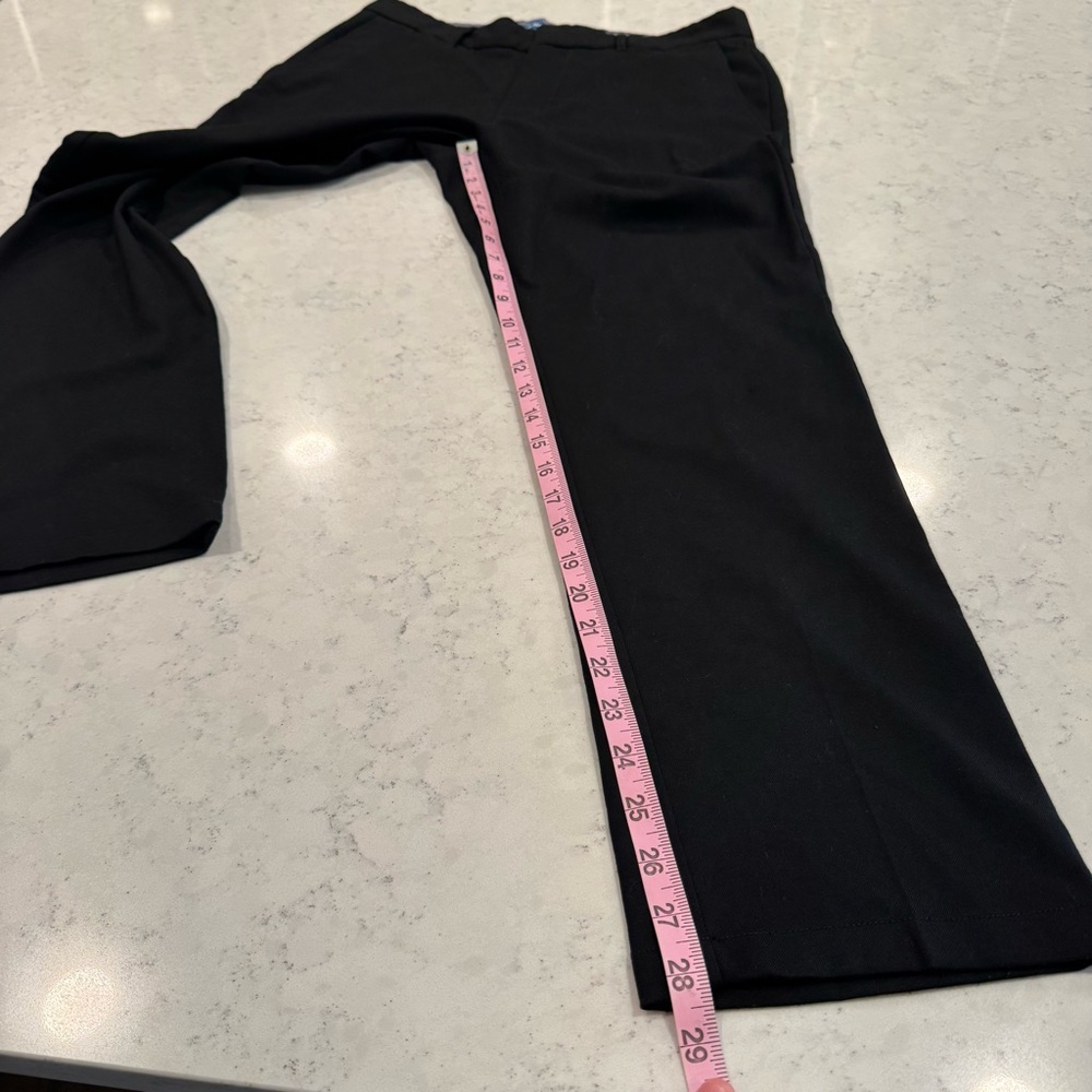 EUC Old Navy Men's 32 x 30 Black Flat Front Dress Slacks Straight Built-in-Flex - Picture 10 of 10